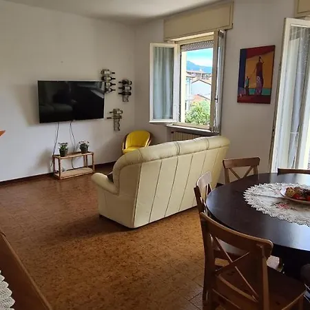 Per Le Vacanze Vicino Al Mare, In Zona Centrale! Apartment