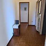 Per Le Vacanze Vicino Al Mare, In Zona Centrale! Lägenhet *