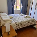 Per Le Vacanze Vicino Al Mare, In Zona Centrale! * Viareggio