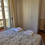 Lägenhet Per Le Vacanze Vicino Al Mare, In Zona Centrale! *