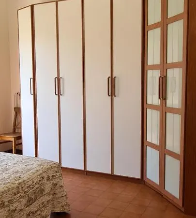 Apartament Per Le Vacanze Vicino Al Mare, In Zona Centrale! *