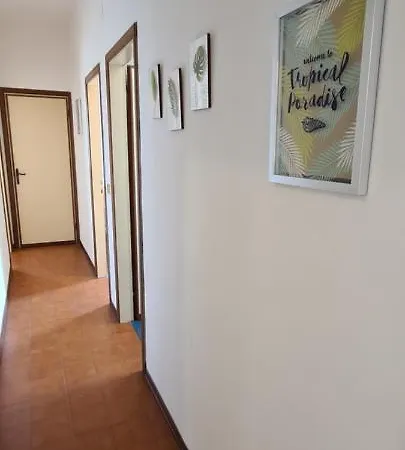 Apartmán Per Le Vacanze Vicino Al Mare, In Zona Centrale!