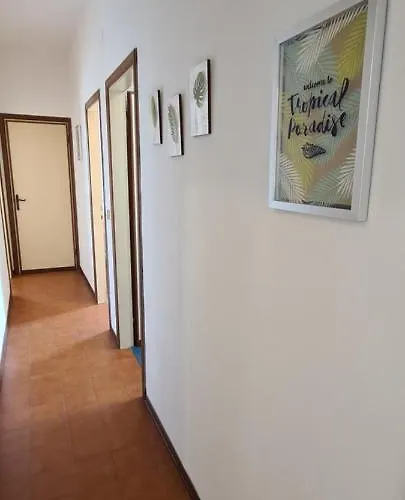 Apartman Per Le Vacanze Vicino Al Mare, In Zona Centrale!