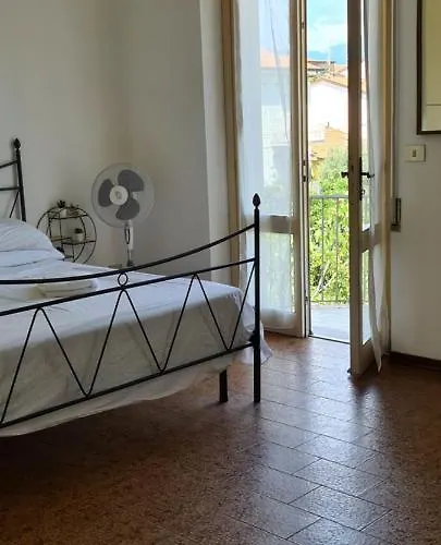 Per Le Vacanze Vicino Al Mare, In Zona Centrale! Viareggio