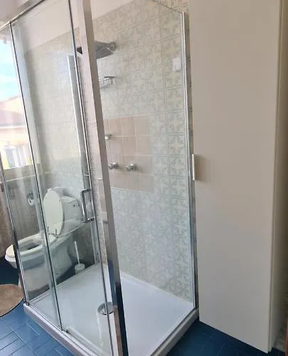 Per Le Vacanze Vicino Al Mare, In Zona Centrale!