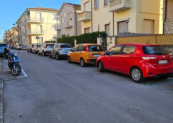 Apartman Per Le Vacanze Vicino Al Mare, In Zona Centrale! *